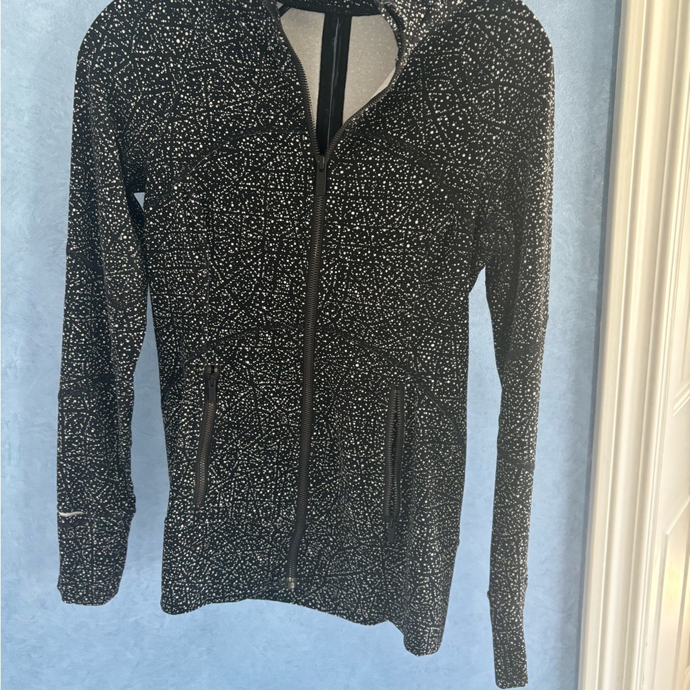 LULULEMON LIKE NEW Soft Light Zip-Up